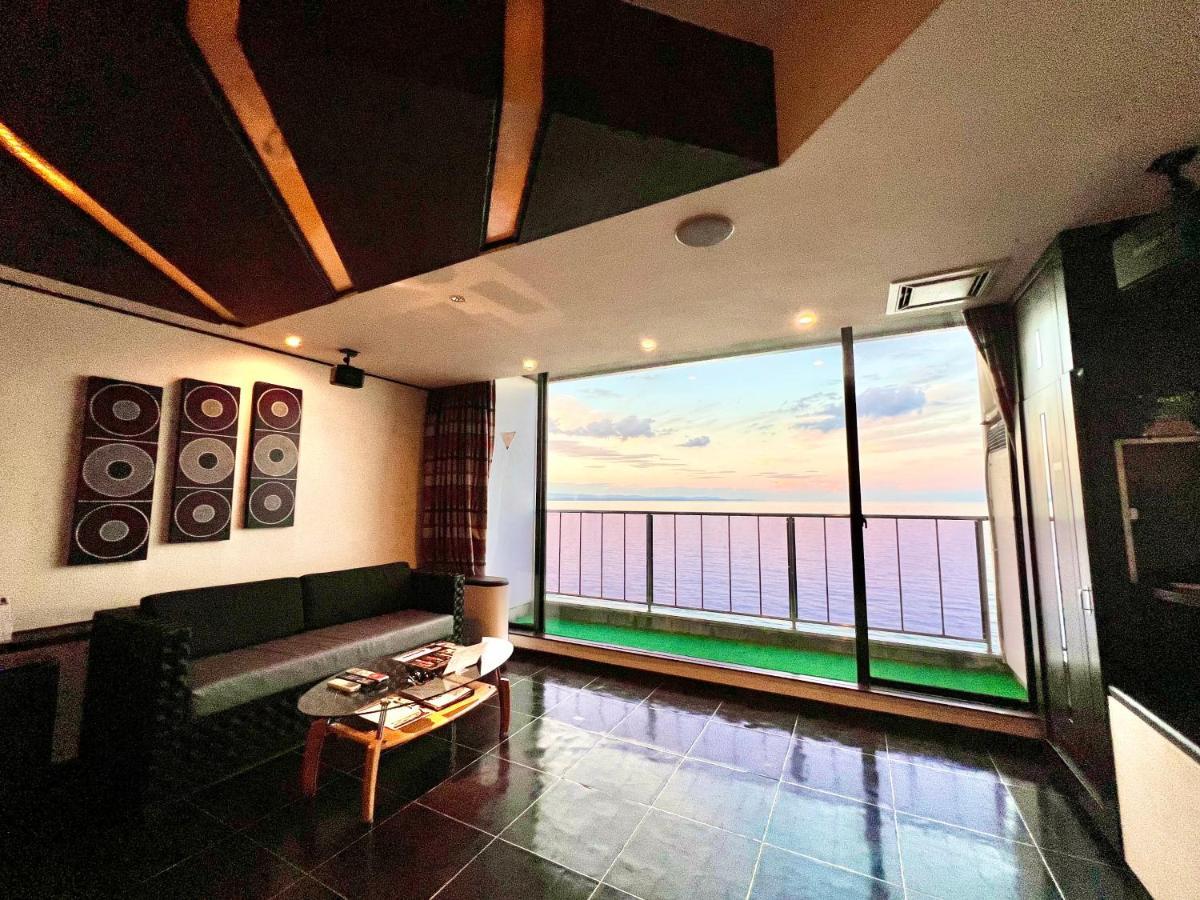 Sky Bali Style Beppu, Resort Love Hotel Exterior photo